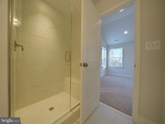 9425 FAIRVIEW AVE, Laurel, MD 20723