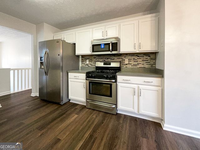 3912 Garrett Springs Drive, Powder Springs, GA 30127