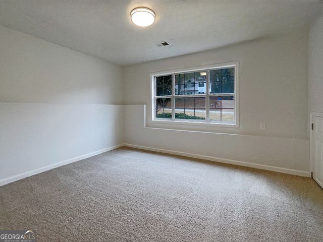 3912 Garrett Springs Drive, Powder Springs, GA 30127