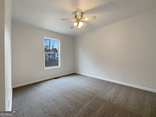 3912 Garrett Springs Drive, Powder Springs, GA 30127