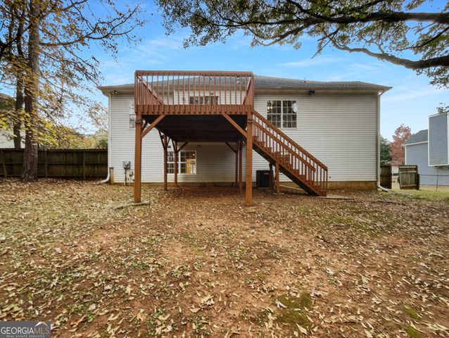 3912 Garrett Springs Drive, Powder Springs, GA 30127