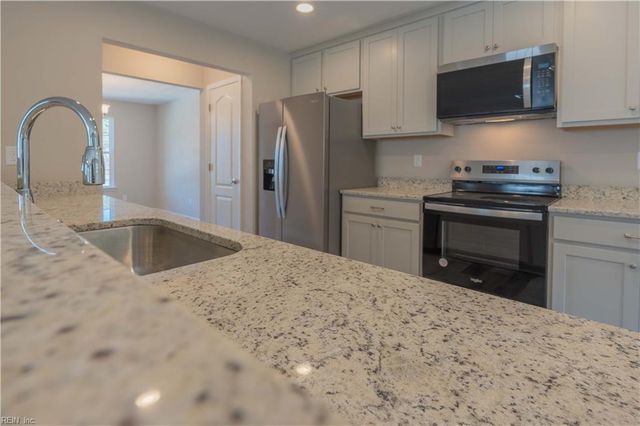 1616 Eugenia AVE, Chesapeake, VA 23324