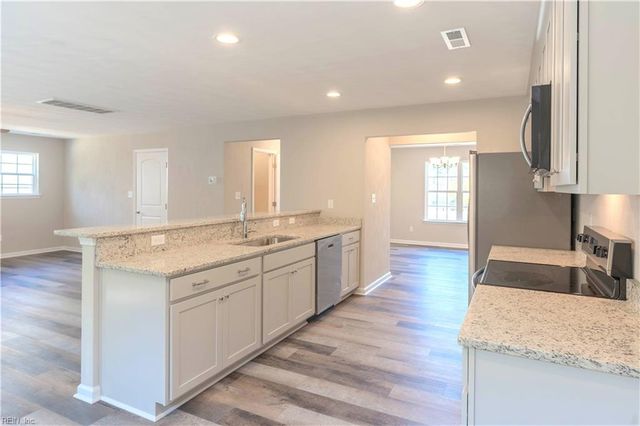 1616 Eugenia AVE, Chesapeake, VA 23324