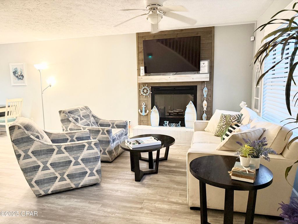 Image 6 of property listing at 7405 Beach Drive B, Panama City Beach, FL 32408