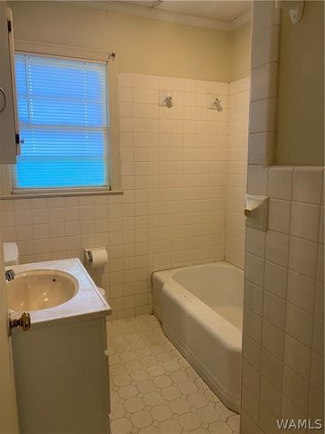 95 Orange, Tuscaloosa, AL 35401