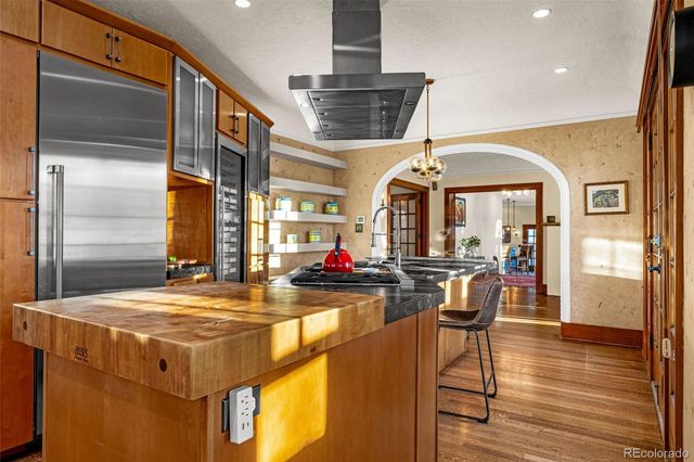 2107 N Cascade Avenue, Colorado Springs, CO 80907
