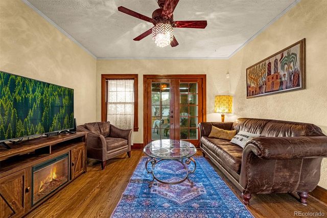 2107 N Cascade Avenue, Colorado Springs, CO 80907