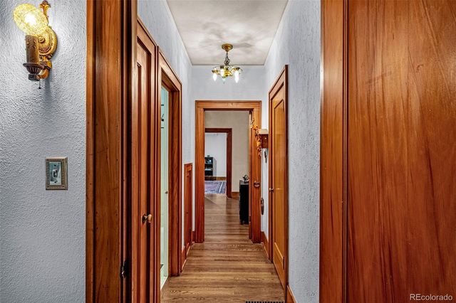 2107 N Cascade Avenue, Colorado Springs, CO 80907
