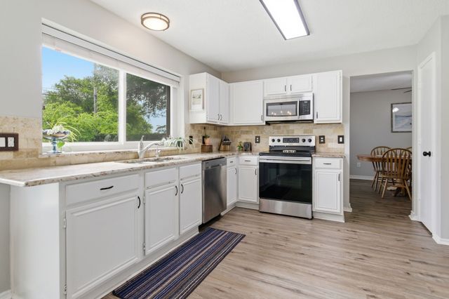 6908 Quail Meadow Drive, Watauga, TX 76148