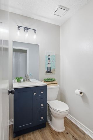 6908 Quail Meadow Drive, Watauga, TX 76148