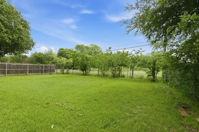 6908 Quail Meadow Drive, Watauga, TX 76148