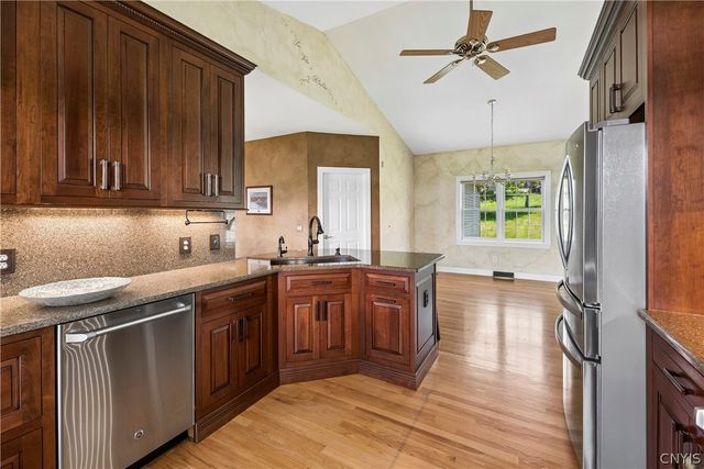 4667 West Lake Road, Fleming, NY 13021
