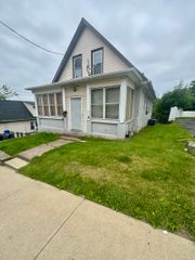 28 Terrace Avenue, West Haven, CT 06516