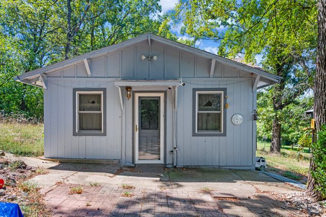 248 Glenda Lane, Denison, TX 75021