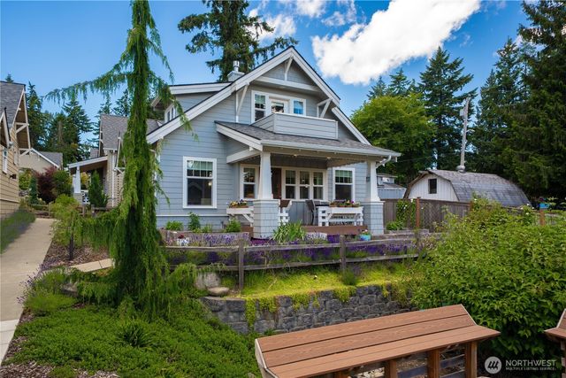31024 6th Lane SW, Federal Way, WA 98023