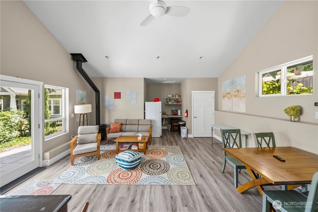31024 6th Lane SW, Federal Way, WA 98023