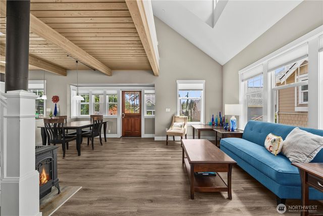 31024 6th Lane SW, Federal Way, WA 98023