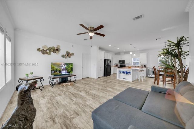 7824 8TH PL, La Belle, FL 33935