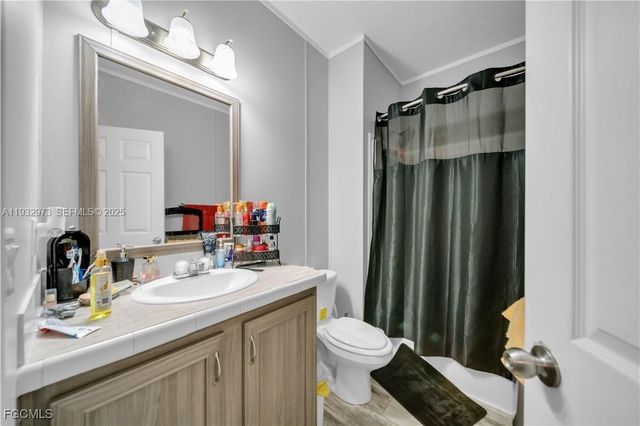 7824 8TH PL, La Belle, FL 33935