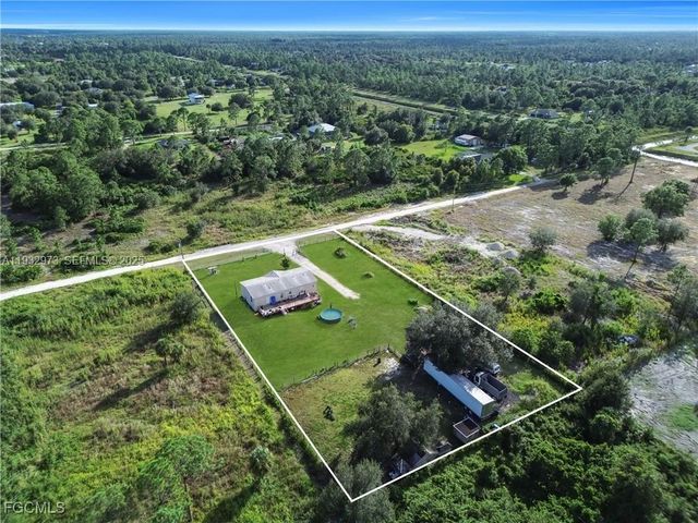 7824 8TH PL, La Belle, FL 33935