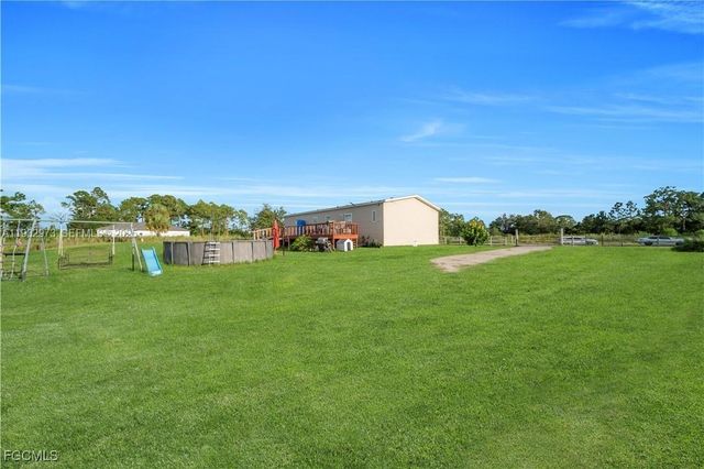 7824 8TH PL, La Belle, FL 33935