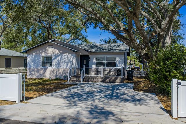 2813 59TH AVENUE N, St Petersburg, FL 33714