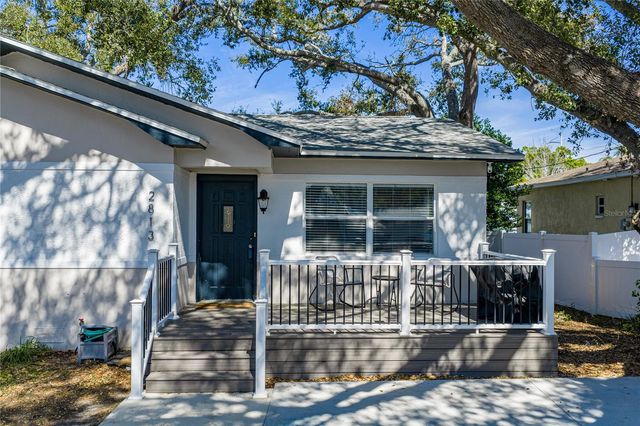 2813 59TH AVENUE N, St Petersburg, FL 33714