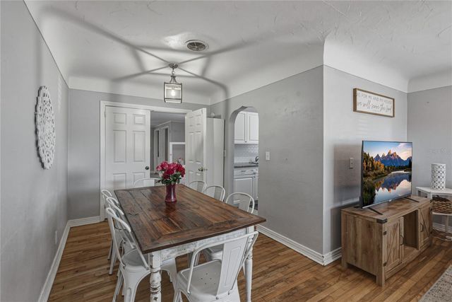 2813 59TH AVENUE N, St Petersburg, FL 33714