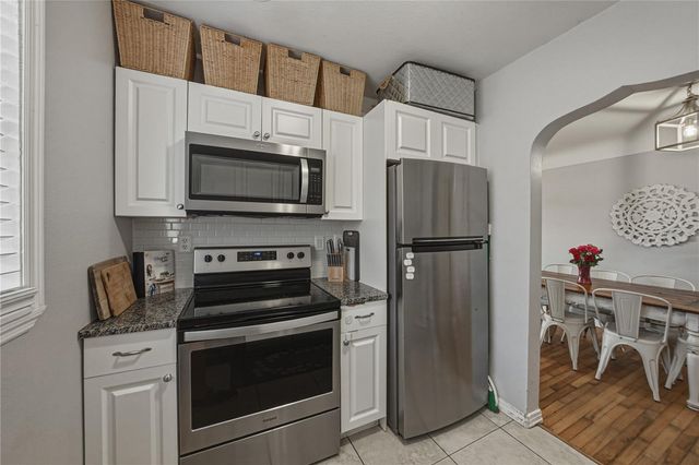 2813 59TH AVENUE N, St Petersburg, FL 33714