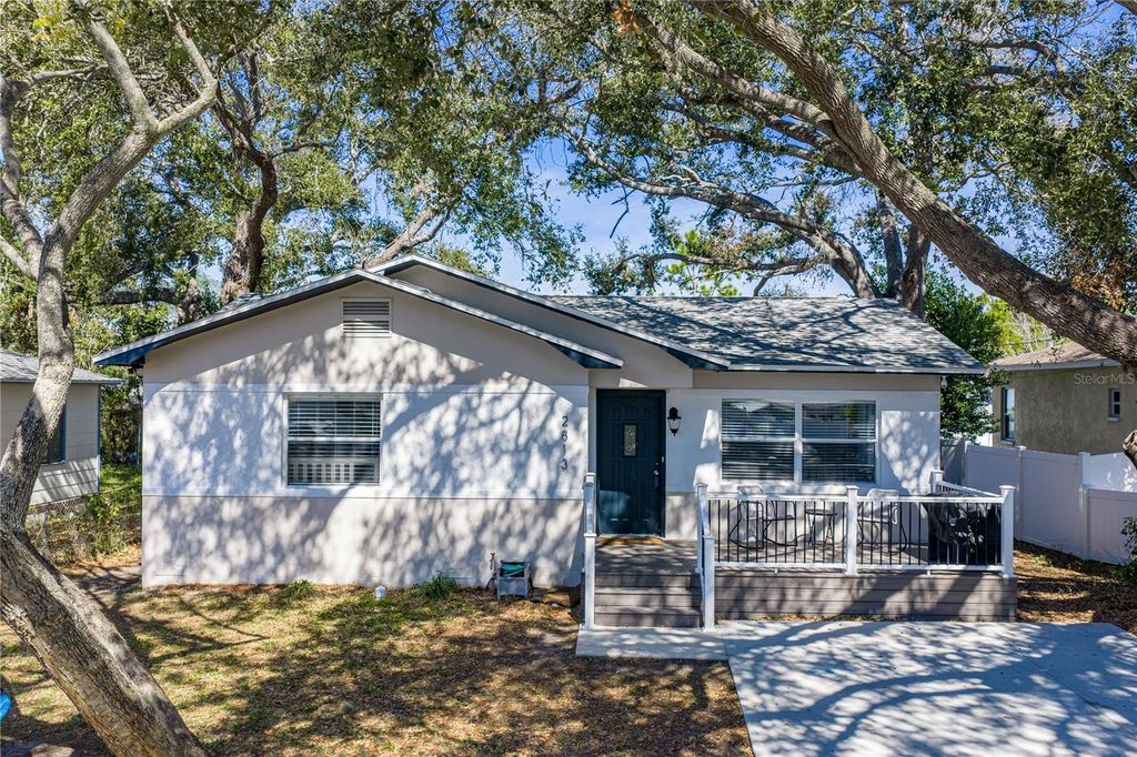 2813 59TH AVENUE N, St Petersburg, FL 33714