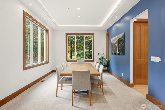 18603 E Spring Lake Drive SE, Renton, WA 98058