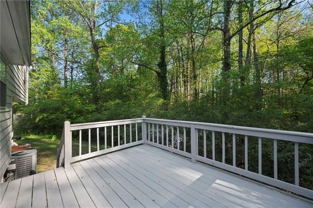 4215 New Towne Drive, Powder Springs, GA 30127