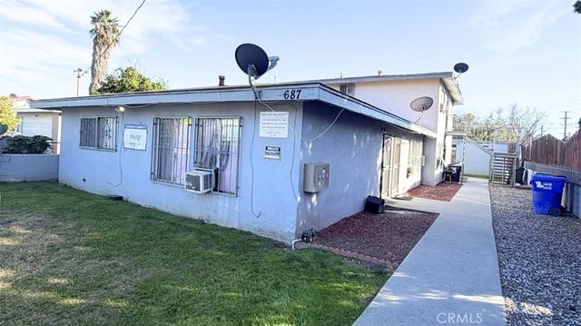 687 W 17th, San Bernardino, CA 92405