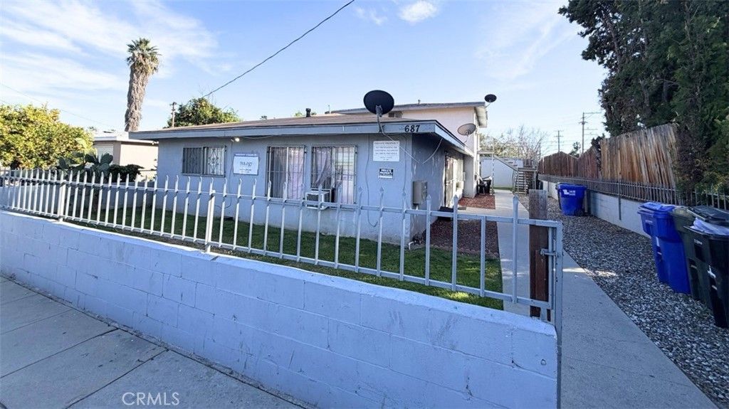 687 W 17th, San Bernardino, CA 92405