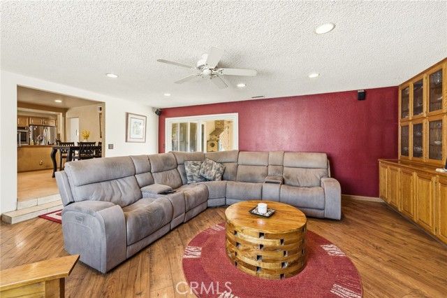 1466 Briarcroft, Claremont, CA 91711