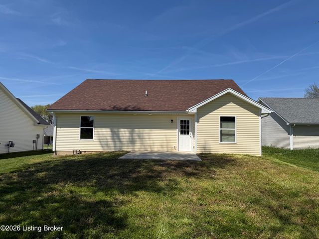 5409 Mt Holyoke Dr, Louisville, KY 40216