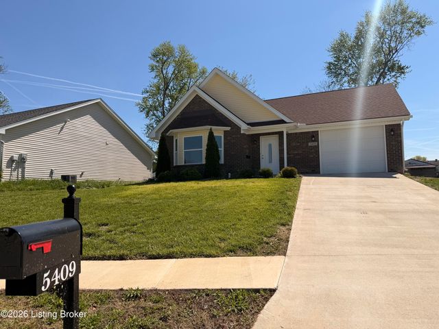 5409 Mt Holyoke Dr, Louisville, KY 40216