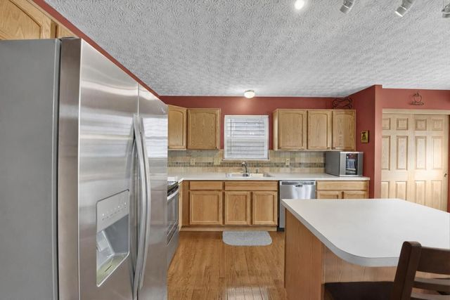 1548 Grove Hill Drive, Columbus, OH 43240