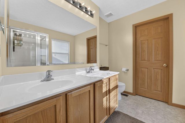 1548 Grove Hill Drive, Columbus, OH 43240