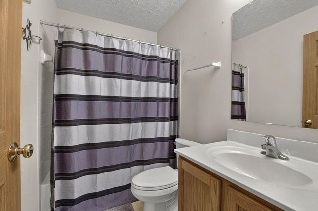 1548 Grove Hill Drive, Columbus, OH 43240