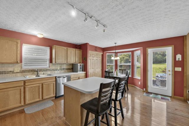 1548 Grove Hill Drive, Columbus, OH 43240