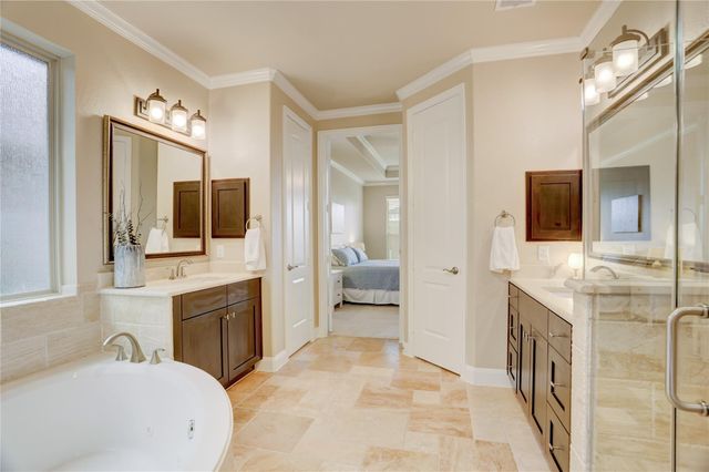 1500 Richland Hollow Lane, Friendswood, TX 77546