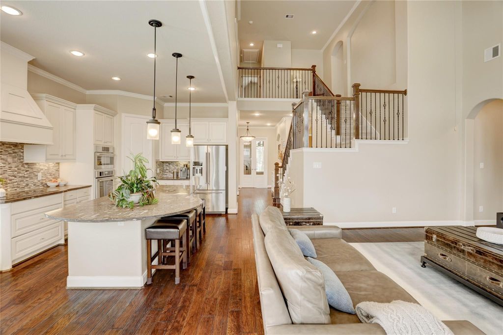 1500 Richland Hollow Lane, Friendswood, TX 77546