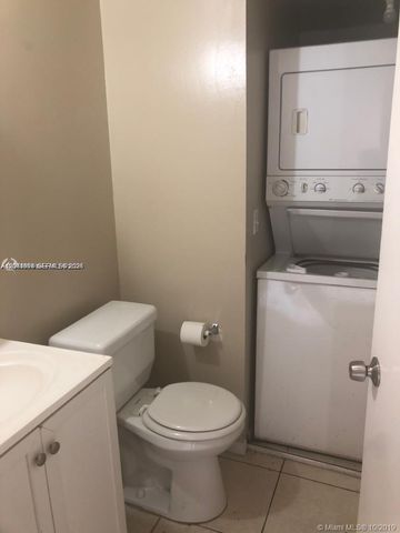 5840 NW 21st Street 42-A, Lauderhill, FL 33313
