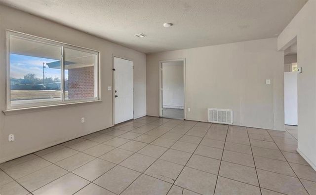 717 NE 37th Street, Oklahoma City, OK 73105