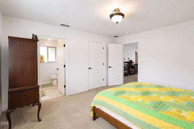 2617 SW Florer Drive, Grants Pass, OR 97527
