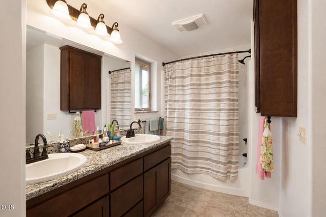 2617 SW Florer Drive, Grants Pass, OR 97527
