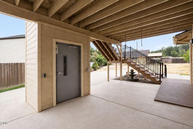 2617 SW Florer Drive, Grants Pass, OR 97527