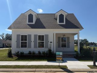 205 Queens Way, Thibodaux, LA 70301