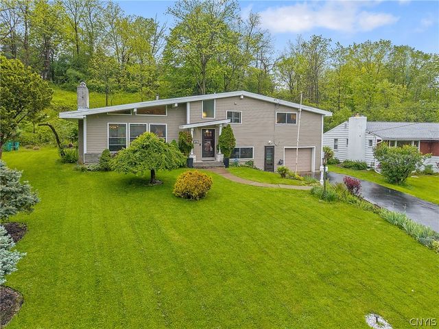246 Waldorf Parkway, Dewitt, NY 13224